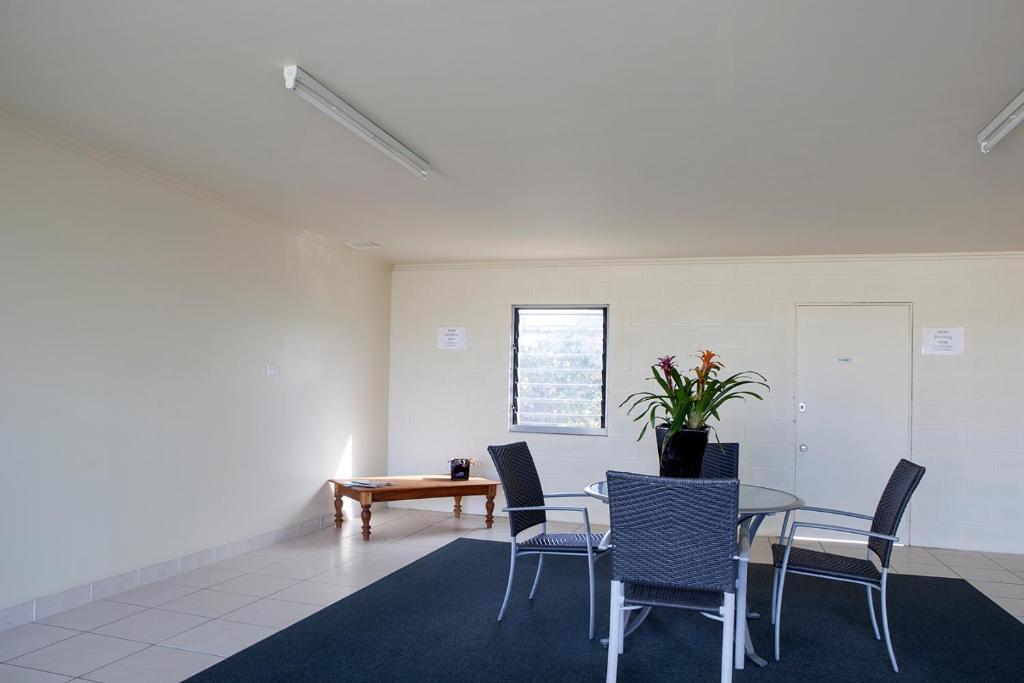 Mandarin Motel Macksville Extérieur photo