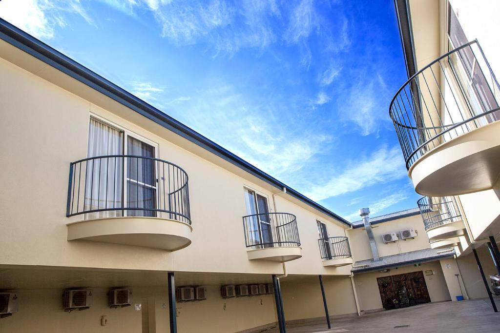 Mandarin Motel Macksville Extérieur photo